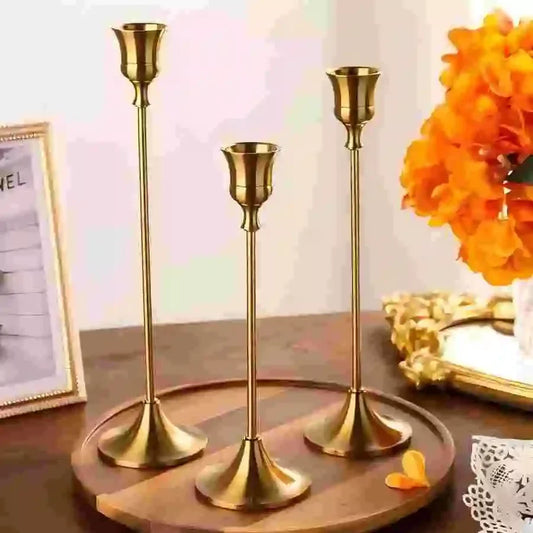 Castiçal Dourado Vintage para Mesa – Kit 3 Unidades