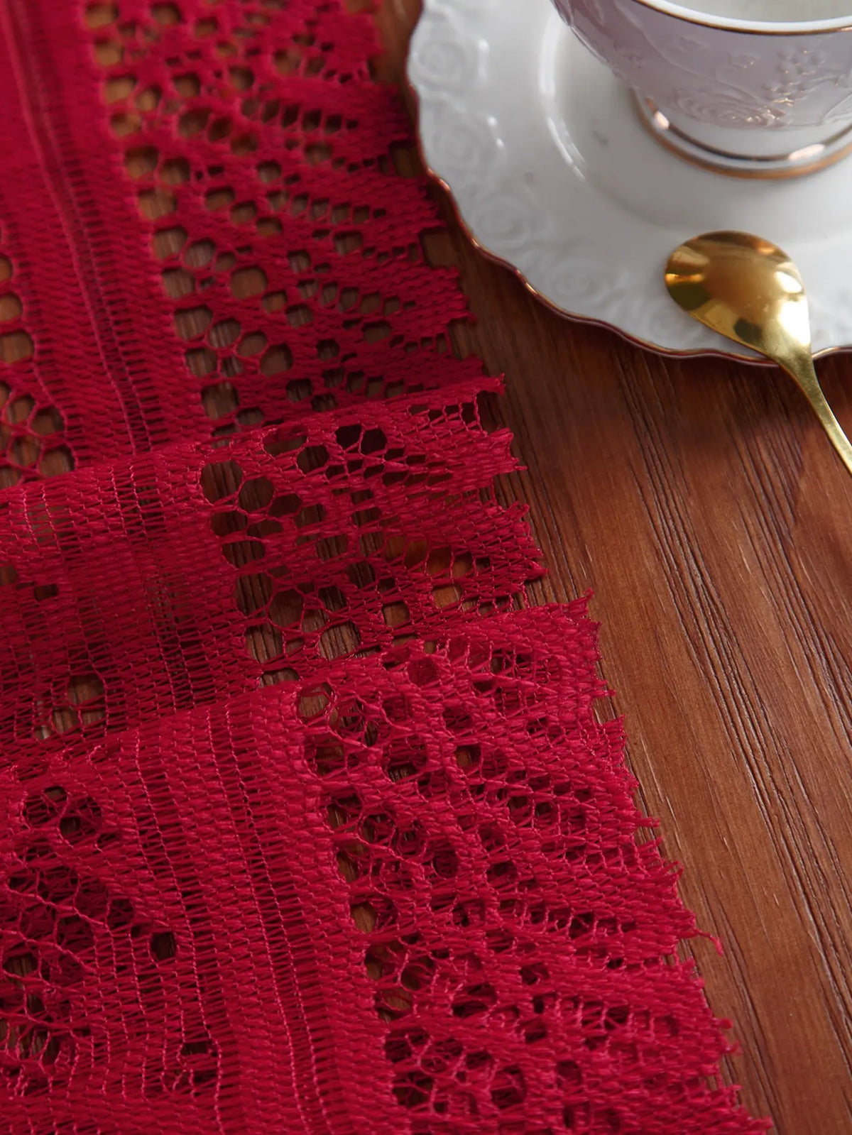 Caminho de Mesa de Renda Vermelho 33 x 183 cm