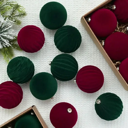 Kit 12 Bolas de Natal de Veludo Vermelho 6 cm